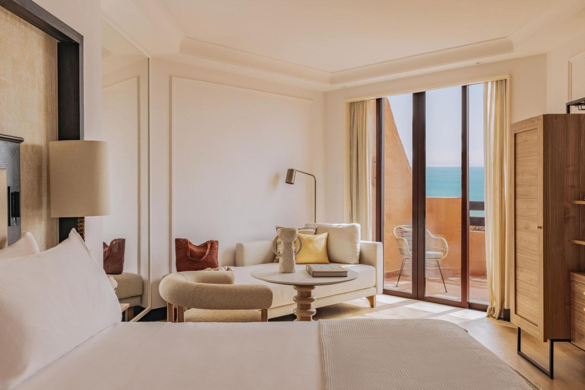 Junior Suite Frontal Sea View Connecting
